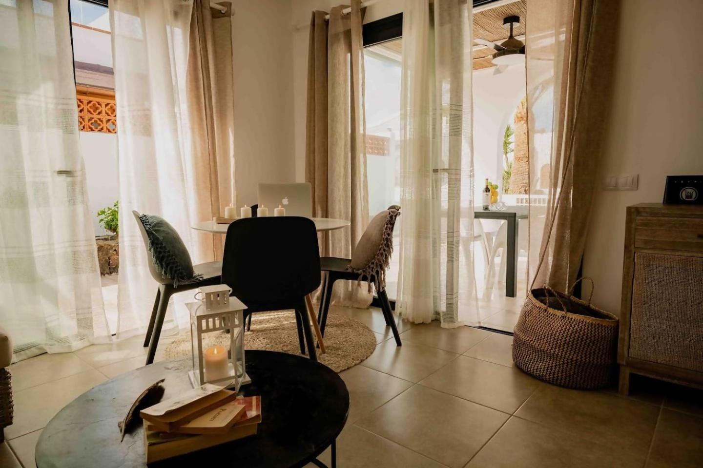 Villa Aloha Jacuzzi Y Vistas Al Mar คอร์ราเลโฮ ภายนอก รูปภาพ
